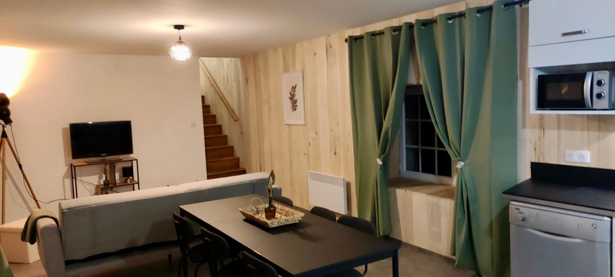 Appartement 2 Chambres Avec Wifi Centre De Descartes Bagian luar foto